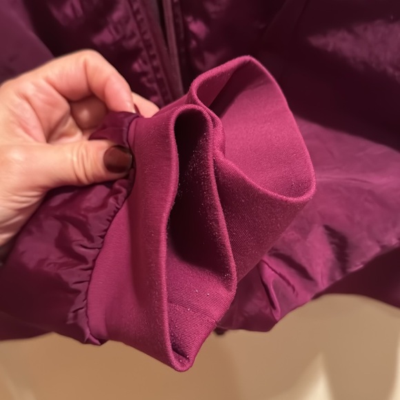 Lululemon non-stop bomber Jacket size 6 - Picture 3 of 5